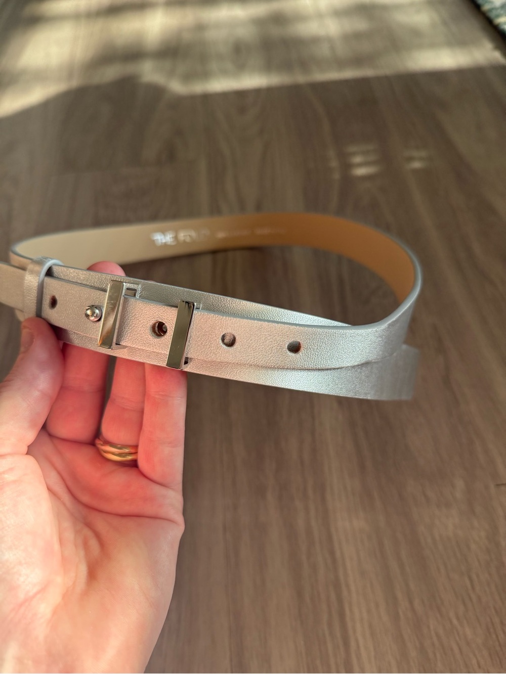 The Fold Metallic Silver Genuine Leather Wide Waist Belt Made in Italy T2 - Picture 3 of 5